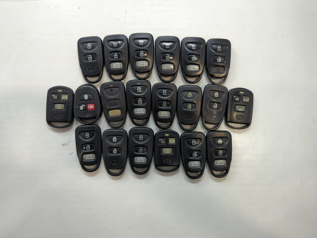 Lot of 20 Hyundai Keyless Entry Remote Fob UNKNOWN UN