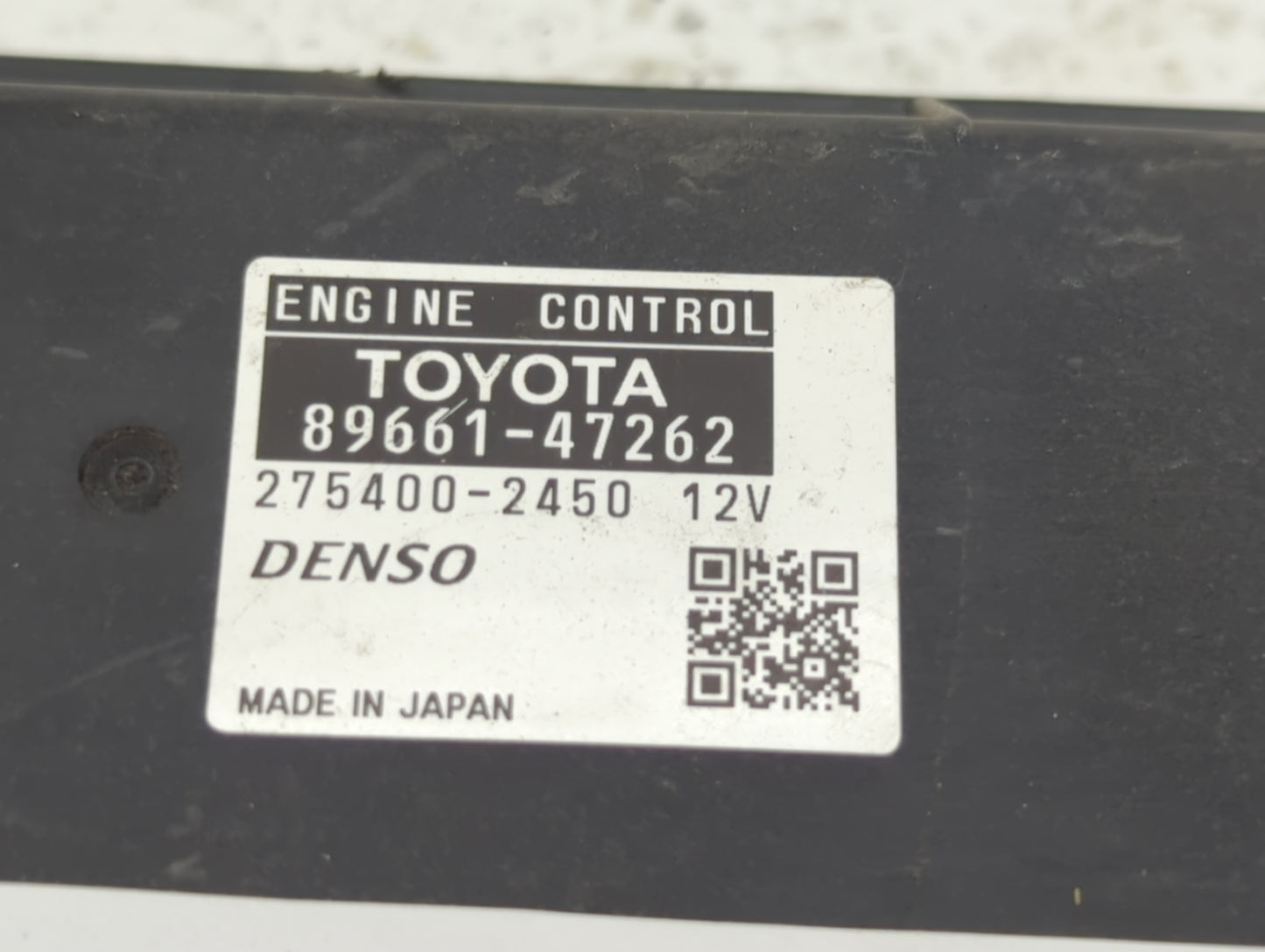 2010 Toyota Prius PCM Engine Control Computer ECU ECM PCU OEM P/N:89661-47261 89661-47262 Fits OEM Used Auto Parts - Oemusedautoparts1.com