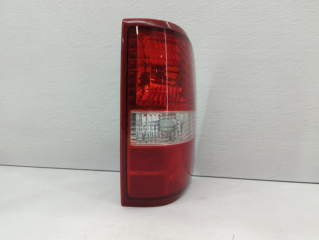 2004-2008 Ford F-150 Tail Light Assembly Passenger Right OEM P/N:5L34-13B504-C 6L34-13B504-A Fits Fits 2004 2005 2006 2007 2008 OEM Used Auto Parts