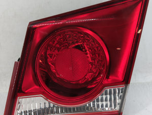 2011-2016 Chevrolet Cruze Tail Light Assembly Passenger Right OEM P/N:2T 11 1P GM Fits Fits 2011 2012 2013 2014 2015 2016 OEM Used Auto Parts