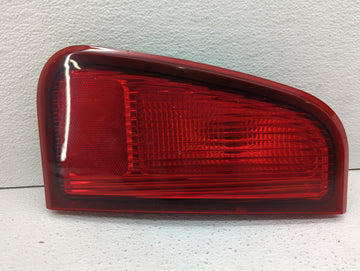 2003 Lincoln Navigator Tail Light Assembly Passenger Right OEM P/N:44ZG-11115 2L7X-13404-B, FR491-BUWE4-BH, 2L7X-13B504-A Fits OEM Used Auto Parts - Oemusedautoparts1.com
