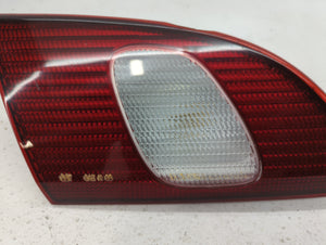 2009-2011 Volkswagen Tiguan Tail Light Assembly Driver Left OEM P/N:5N0 945 257 C 5N0 945 095 J Fits Fits 2009 2010 2011 OEM Used Auto Parts