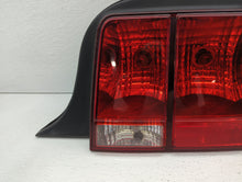 2005-2009 Ford Mustang Tail Light Assembly Passenger Right OEM P/N:4R3T-13A412-G28 8R33-13B504-AB Fits OEM Used Auto Parts