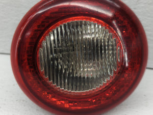 2006-2011 Chevrolet Hhr Tail Light Assembly Driver Left OEM P/N:22727298 25823016 Fits Fits 2006 2007 2008 2009 2010 2011 OEM Used Auto Parts