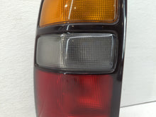 2004-2006 Gmc Yukon Xl Tail Light Assembly Driver Left OEM P/N:16525375 15113217, 15224181 Fits Fits 2004 2005 2006 OEM Used Auto Parts