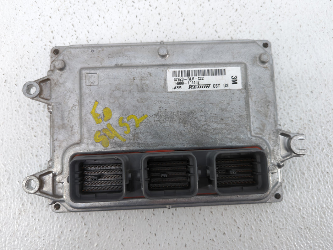 2017-2019 Honda Pilot PCM Engine Control Computer ECU ECM PCU OEM P/N:37820-RLV-C22 37820-RLV-A93 Fits Fits 2017 2018 2019 OEM Used Auto Parts