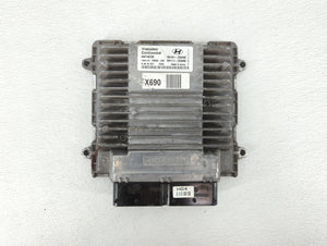 2011-2014 Hyundai Sonata PCM Engine Control Computer ECU ECM PCU OEM P/N:39111-2G690 39101-2G690 Fits Fits 2011 2012 2013 2014 OEM Used Auto Parts