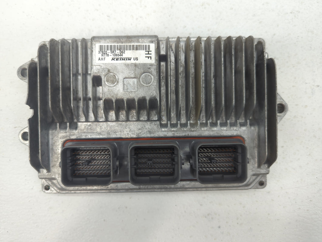 2017 Honda Fit PCM Engine Control Computer ECU ECM PCU OEM P/N:37820-5R7-D62 Fits OEM Used Auto Parts