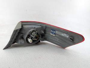 2010-2011 Toyota Camry Tail Light Assembly Passenger Right OEM P/N:11-6330-00-1N Fits Fits 2010 2011 OEM Used Auto Parts