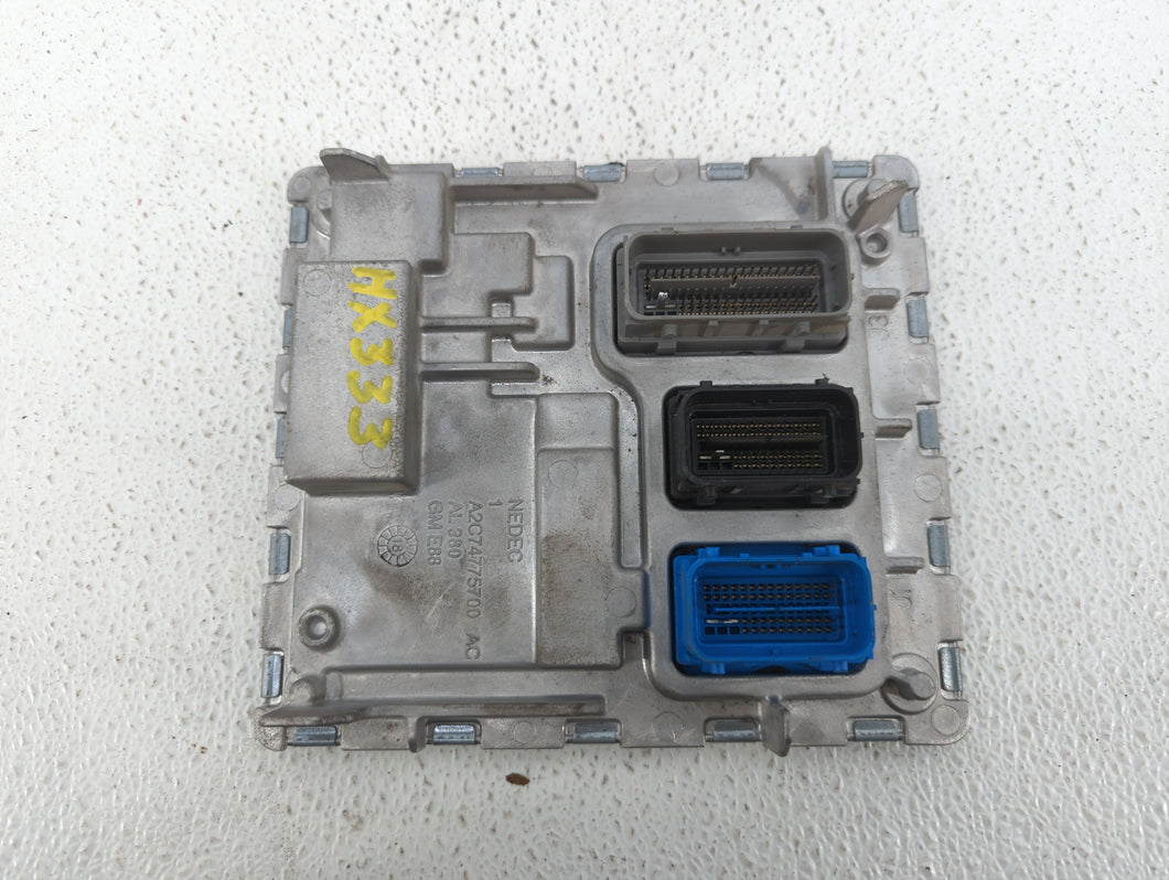 2018-2019 Chevrolet Malibu PCM Engine Control Computer ECU ECM PCU OEM P/N:12689129 12699666, 12697426 Fits Fits 2018 2019 OEM Used Auto Parts