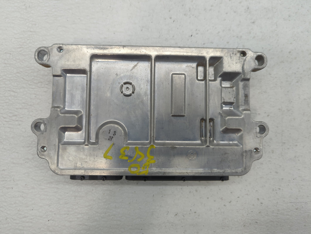 2014-2016 Mazda 6 PCM Engine Control Computer ECU ECM PCU OEM P/N:PY1J 18 881E PY9T 18 881A, PY9W 18 881 Fits Fits 2014 2015 2016 OEM Used Auto Parts