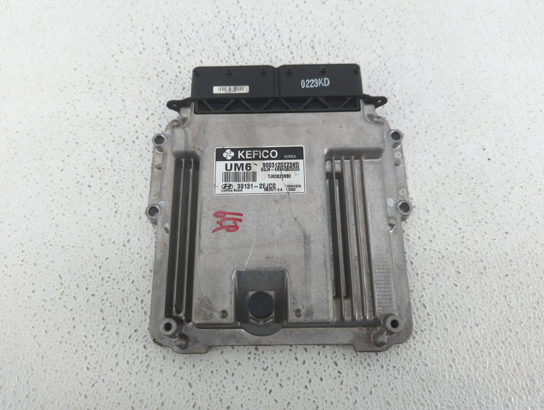 2014 Hyundai Elantra PCM Engine Control Computer ECU ECM PCU OEM P/N:39131-2EJC0 Fits OEM Used Auto Parts