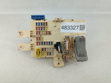 2000-2002 Chevrolet Suburban 1500 Fusebox Fuse Box Panel Relay Module P/N:13-15A03-002 15201928-02 Fits Fits 2000 2001 2002 OEM Used Auto Parts