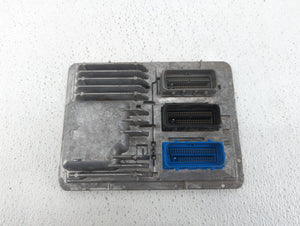 2017-2019 Chevrolet Cruze PCM Engine Control Computer ECU ECM PCU OEM P/N:12669908 12677677 Fits OEM Used Auto Parts