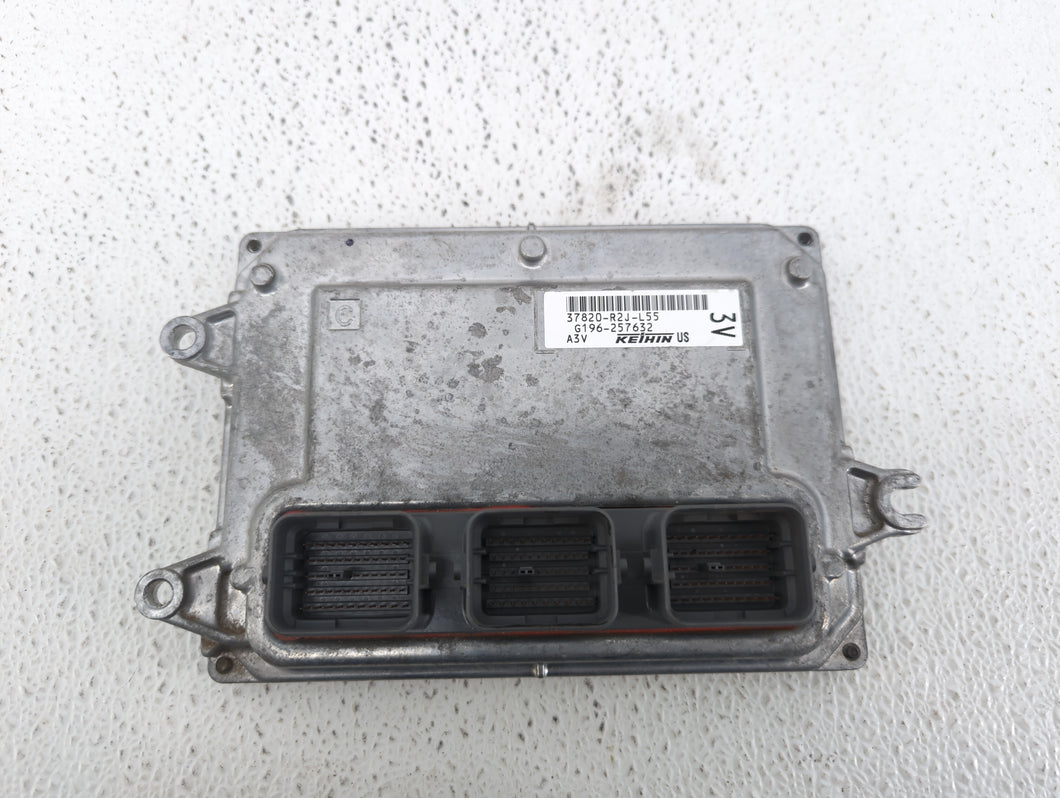 2014-2015 Honda Civic PCM Engine Control Computer ECU ECM PCU OEM P/N:37820-R2J-L55 37820-R2J-L65 Fits Fits 2014 2015 OEM Used Auto Parts