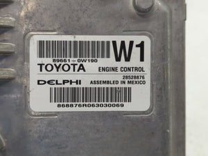 2017-2018 Toyota Corolla Im PCM Engine Control Computer ECU ECM PCU OEM P/N:89661-0W191 89661-0W190 Fits Fits 2017 2018 OEM Used Auto Parts