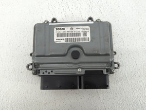 2005 Volvo V40 PCM Engine Control Computer ECU ECM PCU OEM P/N:8667577 0 261 209 009 Fits Fits 2004 OEM Used Auto Parts