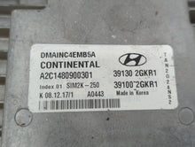 2017 Hyundai Santa Fe Sport PCM Engine Control Computer ECU ECM PCU OEM P/N:39130-2GKR0 39100-2GKR0, 39130-2GKR1, 39100-2GKR1 Fits OEM Used Auto Parts