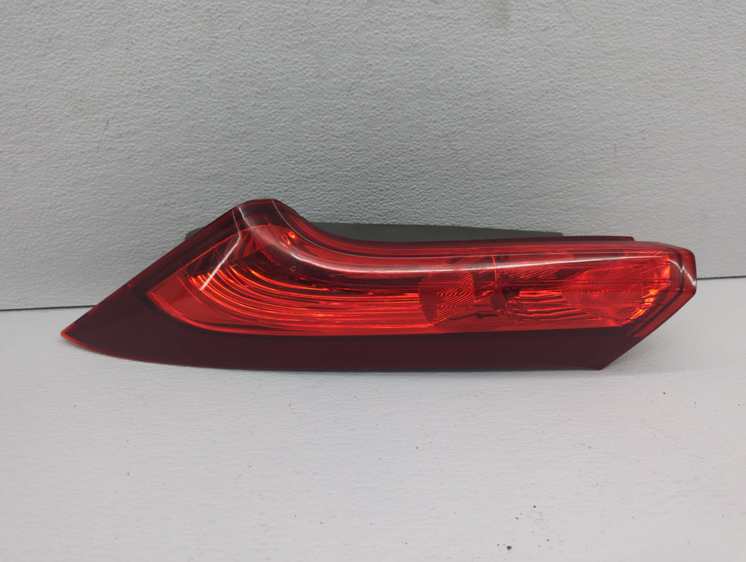 2012-2014 Honda Cr-V Tail Light Assembly Passenger Right OEM P/N:UB21CZT0AA Fits Fits 2012 2013 2014 OEM Used Auto Parts