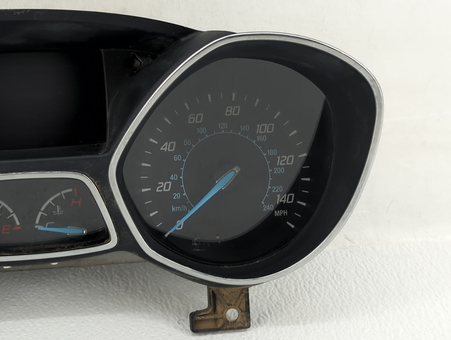 2013 Ford Escape Instrument Cluster Speedometer Gauges P/N:VPCL8F-10894-B Fits OEM Used Auto Parts - Oemusedautoparts1.com