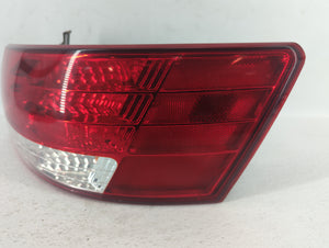 2006-2008 Hyundai Sonata Tail Light Assembly Passenger Right OEM P/N:92402-0A0 Fits Fits 2006 2007 2008 OEM Used Auto Parts