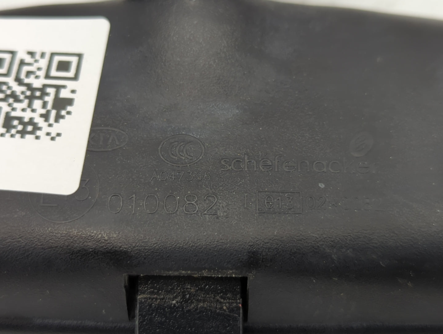 2001-2012 Hyundai Elantra Interior Rear View Mirror Replacement OEM P/N:E13010082 Fits OEM Used Auto Parts - Oemusedautoparts1.com