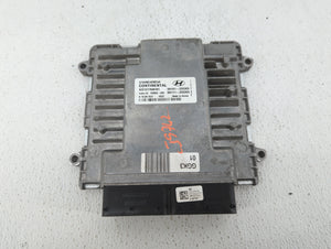 2015-2017 Hyundai Sonata PCM Engine Control Computer ECU ECM PCU OEM P/N:39111-2GGK3 39101-2GGK3 Fits Fits 2015 2016 2017 OEM Used Auto Parts