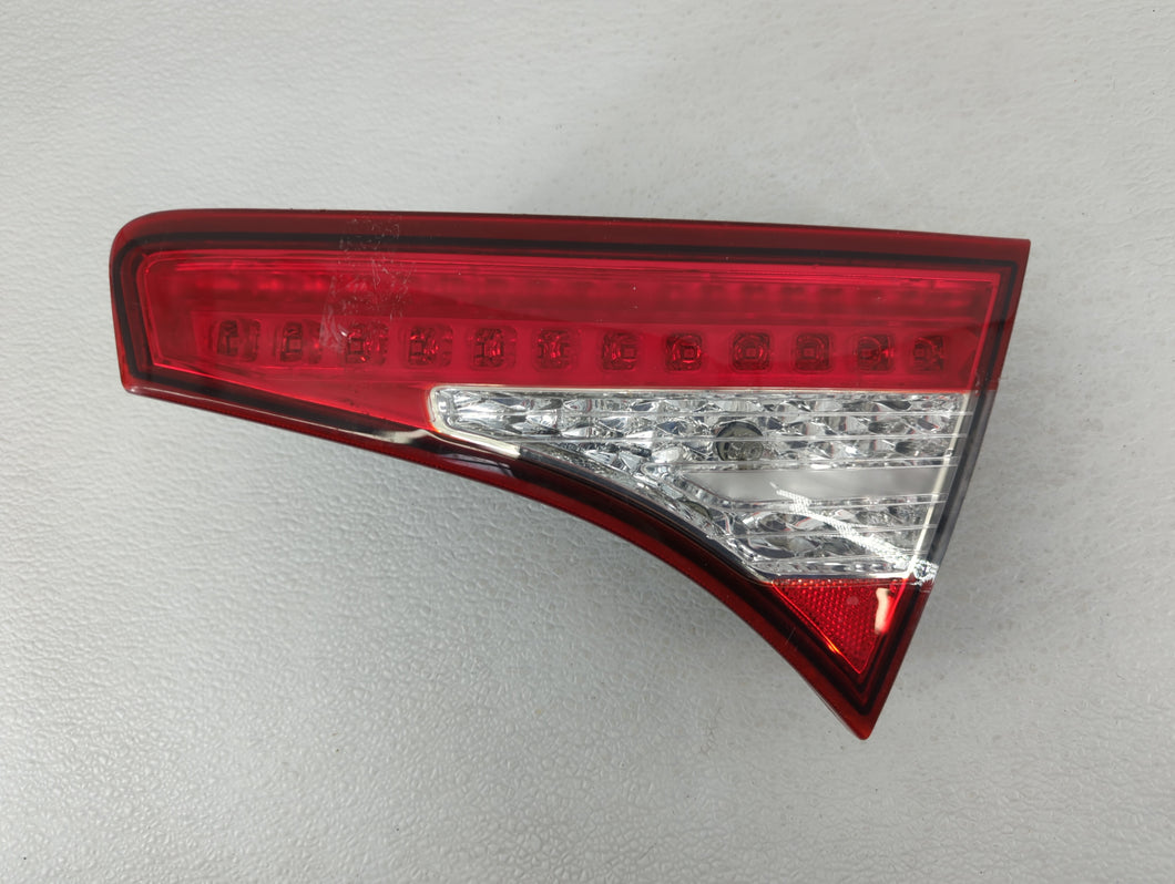 2012-2014 Hyundai Accent Tail Light Assembly Passenger Right OEM P/N:92404-2T1 92402-1R0, 92402-1R2 Fits Fits 2012 2013 2014 OEM Used Auto Parts