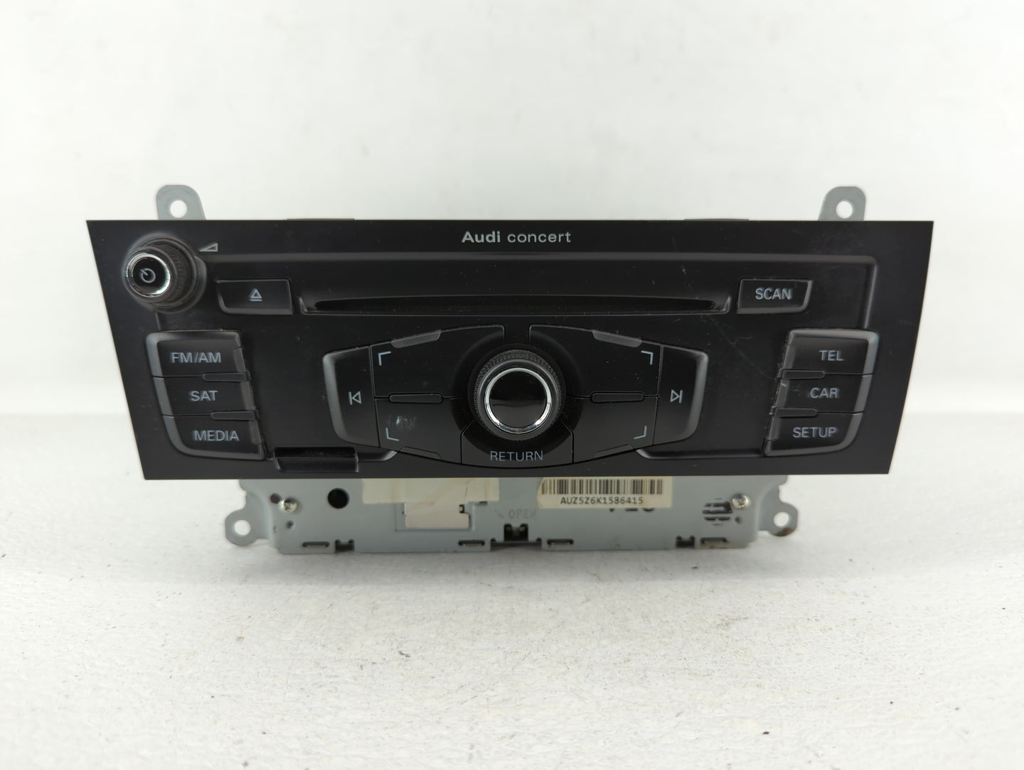 2010-2012 Audi A4 Radio AM FM Cd Player Receiver Replacement P/N:8T1 035 186 R Fits Fits 2010 2011 2012 2013 2014 2015 2016 2017 OEM Used Auto Parts - Oemusedautoparts1.com