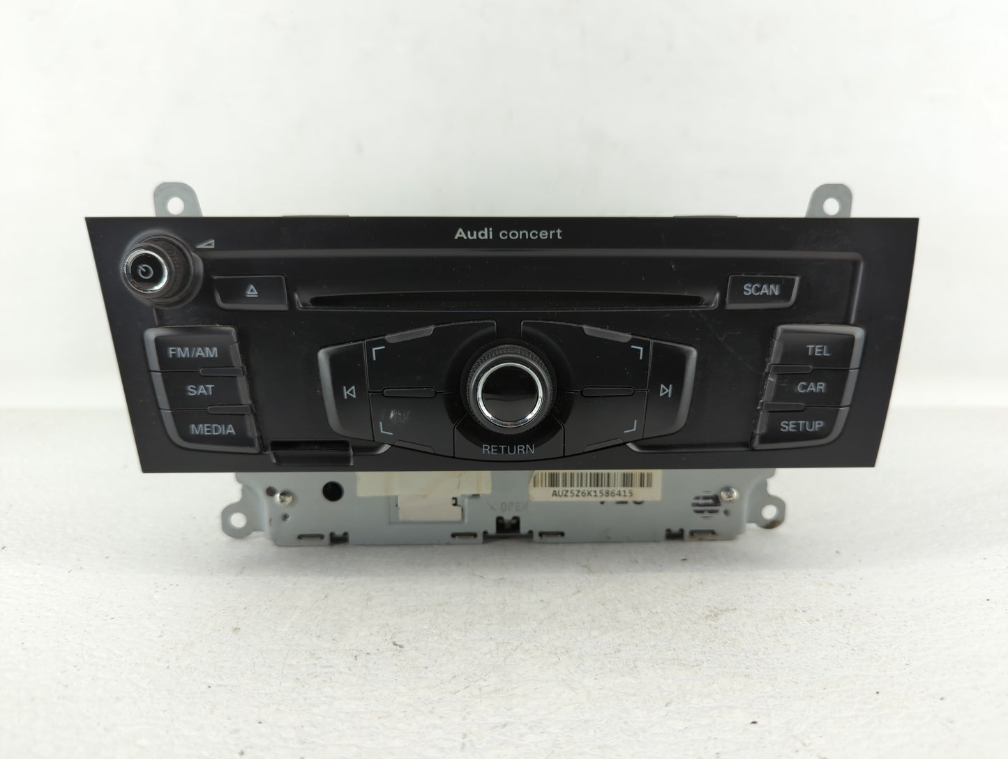 2010-2012 Audi A4 Radio AM FM Cd Player Receiver Replacement P/N:8T1 035 186 R Fits Fits 2010 2011 2012 2013 2014 2015 2016 2017 OEM Used Auto Parts - Oemusedautoparts1.com