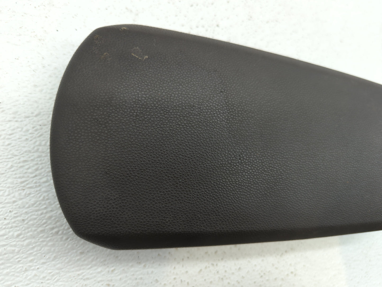 2008-2011 Ford Focus Center Console Armrest Cover Lid Fits Fits 2008 2009 2010 2011 OEM Used Auto Parts - Oemusedautoparts1.com
