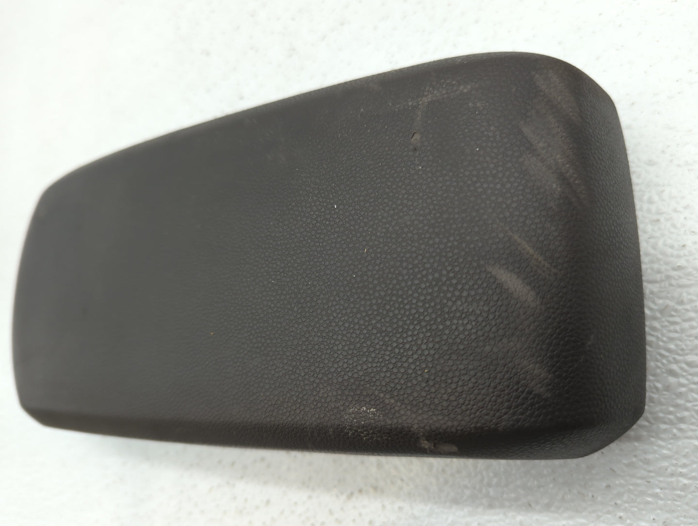2008-2011 Ford Focus Center Console Armrest Cover Lid Fits Fits 2008 2009 2010 2011 OEM Used Auto Parts - Oemusedautoparts1.com