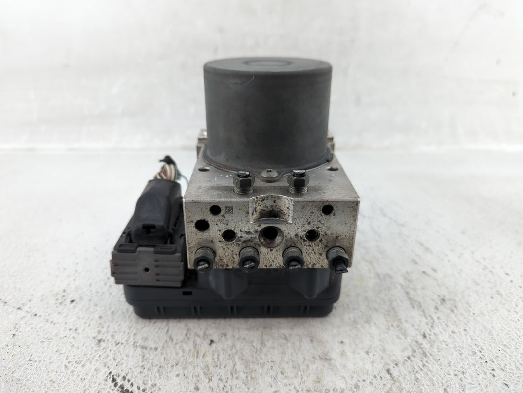 2013-2014 Toyota Rav4 ABS Pump Control Module Replacement P/N:44540-6R131 Fits Fits 2013 2014 OEM Used Auto Parts