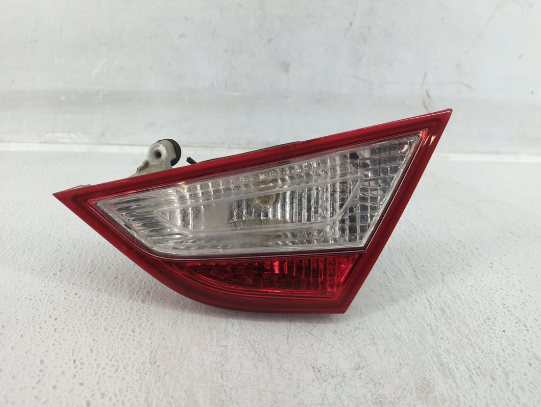 2011-2014 Hyundai Sonata Tail Light Assembly Passenger Right OEM P/N:92404-3Q Fits Fits 2011 2012 2013 2014 OEM Used Auto Parts