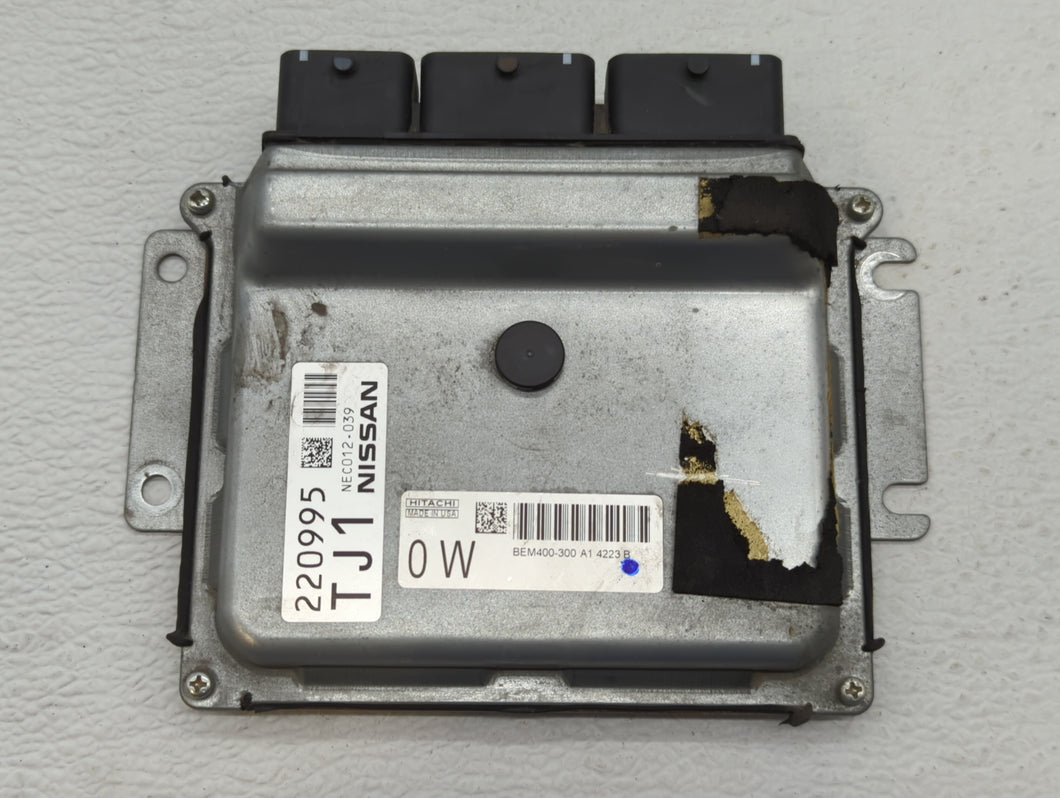 2013-2014 Nissan Altima PCM Engine Control Computer ECU ECM PCU OEM P/N:NEC012-039 Fits Fits 2013 2014 OEM Used Auto Parts