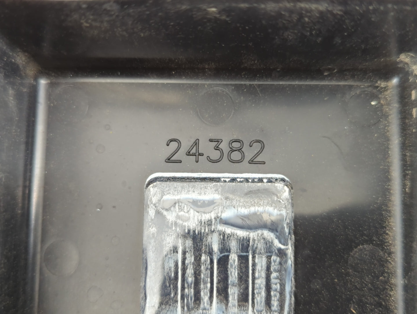 2005-2007 Nissan Xterra Fusebox Fuse Box Panel Relay Module P/N:24382 ZP50A Fits Fits 2005 2006 2007 OEM Used Auto Parts - Oemusedautoparts1.com