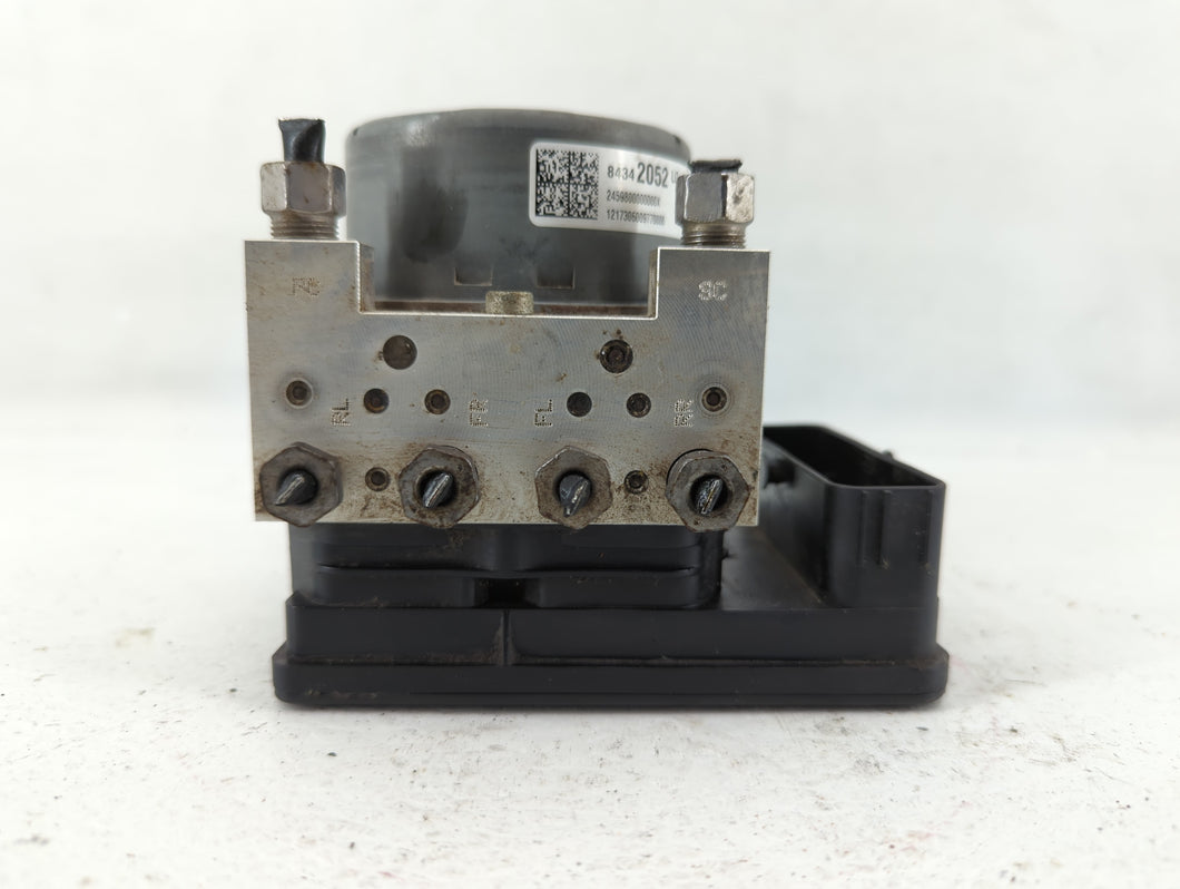 2018-2019 Chevrolet Equinox ABS Pump Control Module Replacement P/N:84342052 Fits Fits 2018 2019 2020 2021 OEM Used Auto Parts