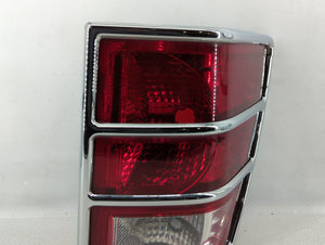 2001-2005 Ford Explorer Tail Light Assembly Passenger Right OEM P/N:400322 55079012AC Fits Fits 2001 2002 2003 2004 2005 OEM Used Auto Parts