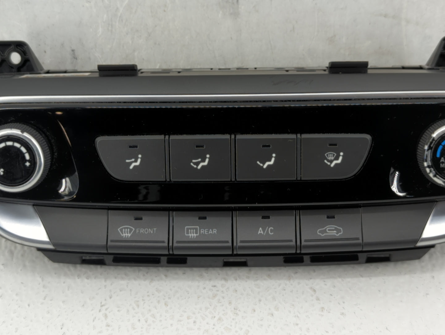 2018-2020 Hyundai Elantra Gt Climate Control Module Temperature AC/Heater Replacement P/N:97250-G3080 Fits Fits 2018 2019 2020 OEM Used Auto Parts - Oemusedautoparts1.com