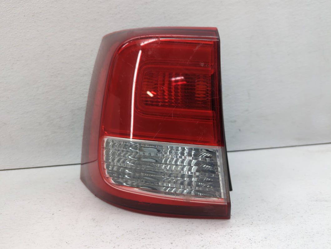 2014-2015 Kia Sorento Tail Light Assembly Driver Left OEM P/N:92401 1U500 Fits Fits 2014 2015 OEM Used Auto Parts