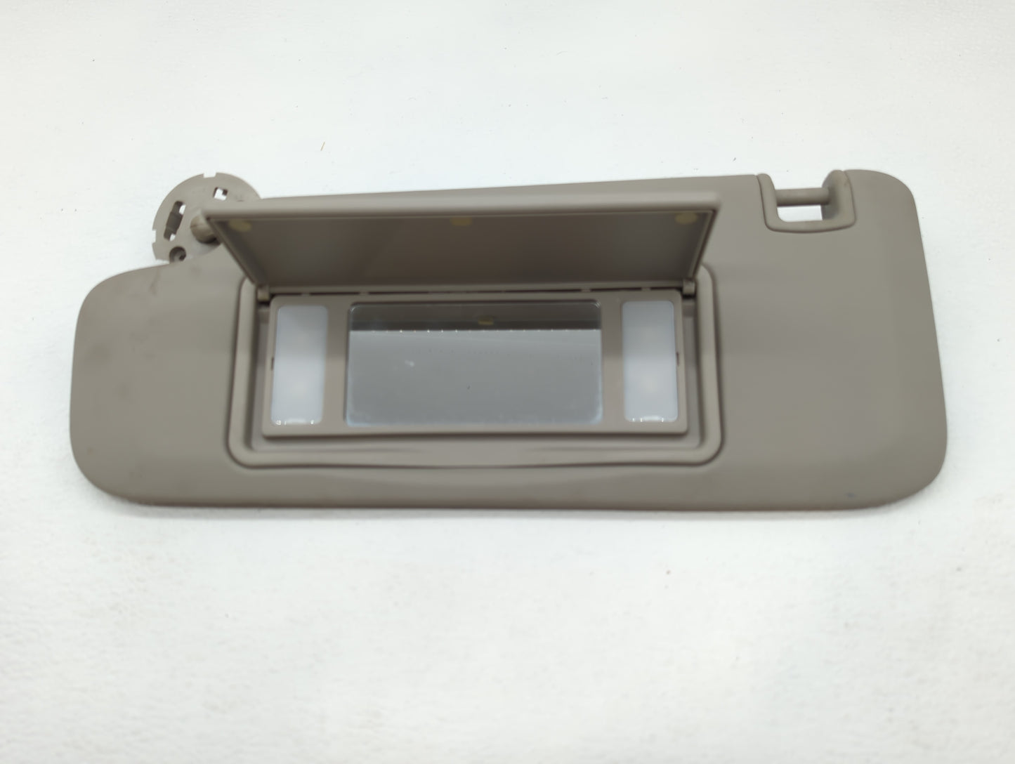 2015 Chevrolet Cruze Sun Visor Shade Replacement Driver Left Mirror Fits OEM Used Auto Parts - Oemusedautoparts1.com