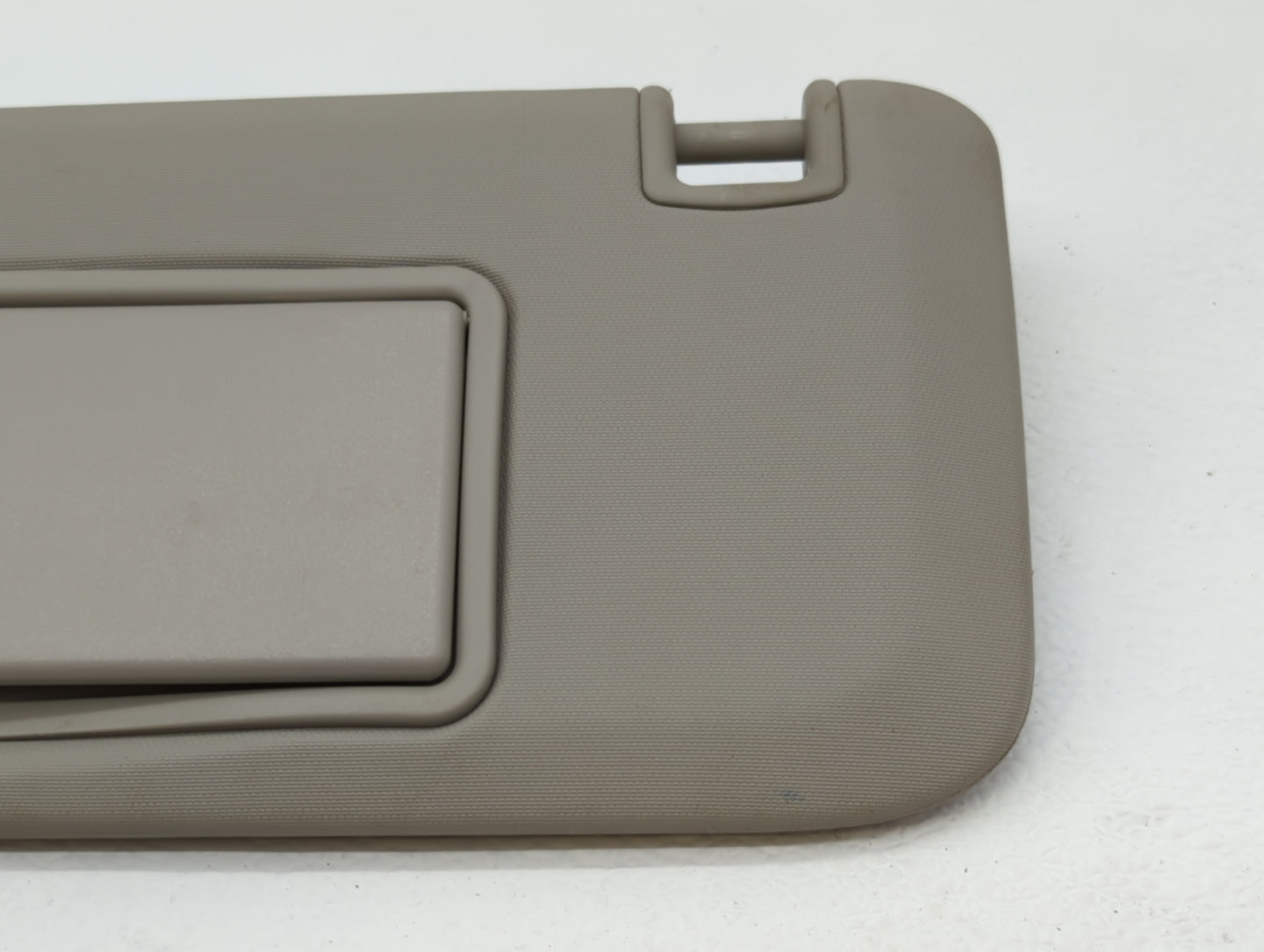 2015 Chevrolet Cruze Sun Visor Shade Replacement Driver Left Mirror Fits OEM Used Auto Parts - Oemusedautoparts1.com