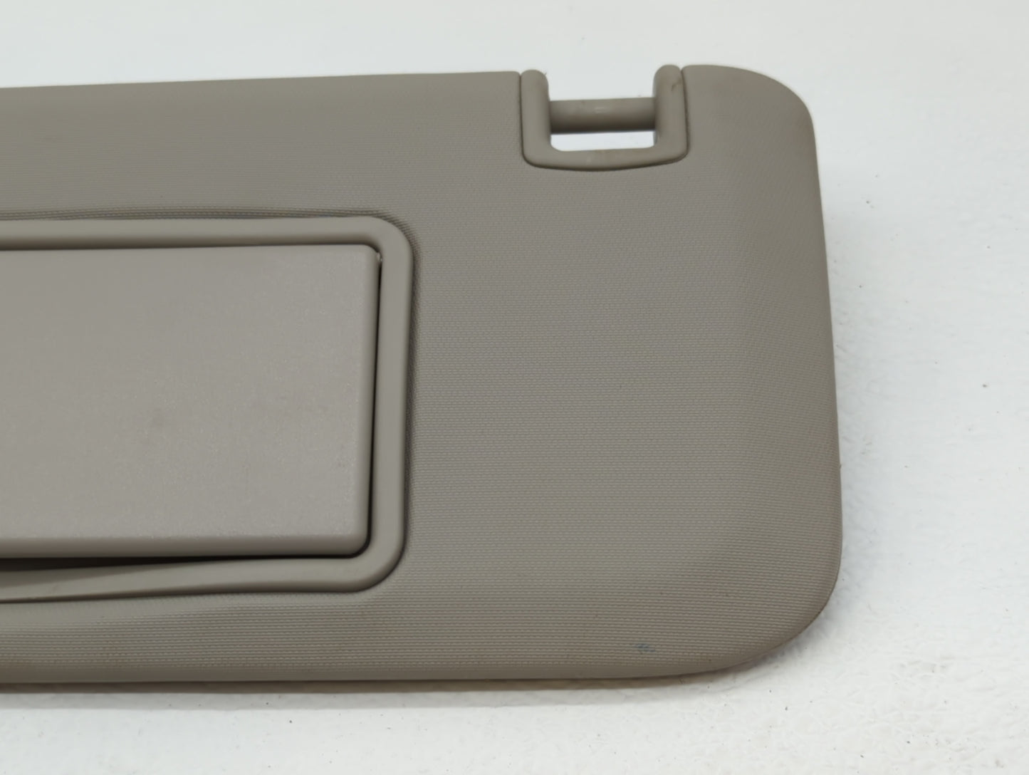 2015 Chevrolet Cruze Sun Visor Shade Replacement Driver Left Mirror Fits OEM Used Auto Parts - Oemusedautoparts1.com