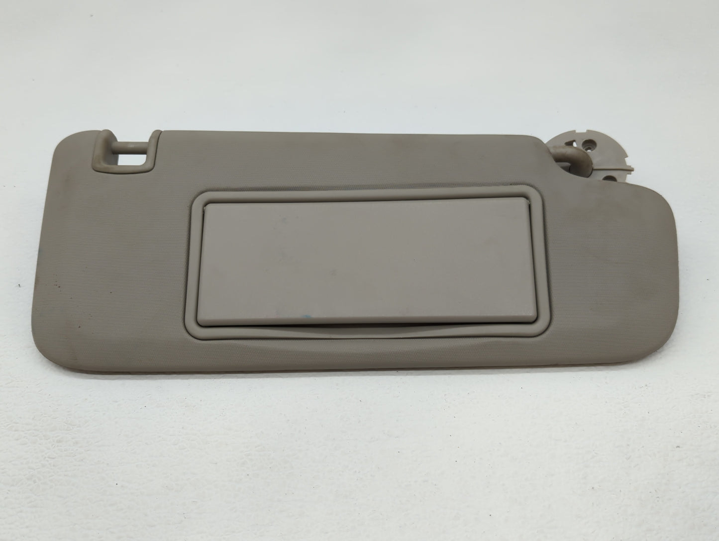 2007 Chevrolet Cruze Sun Visor Shade Replacement Passenger Right Mirror Fits OEM Used Auto Parts - Oemusedautoparts1.com
