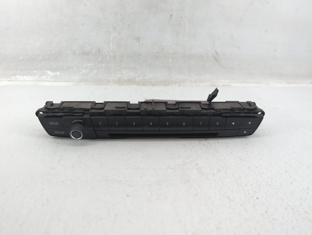 2012-2017 Bmw 320i Radio AM FM Cd Player Receiver Replacement P/N:6331 9348828-01 Fits 2012 2013 2014 2015 2016 2017 OEM Used Auto Parts