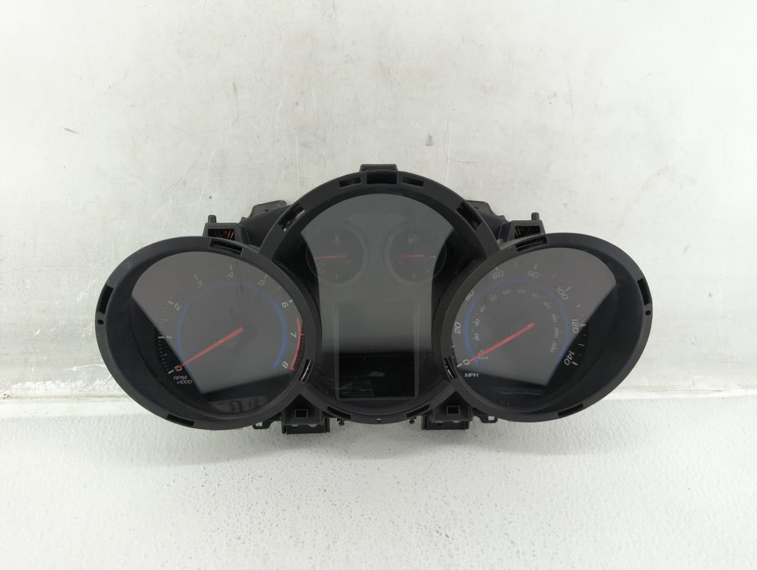 2015-2016 Chevrolet Cruze Instrument Cluster Speedometer Gauges P/N:811511914 42362675 Fits 2015 2016 OEM Used Auto Parts