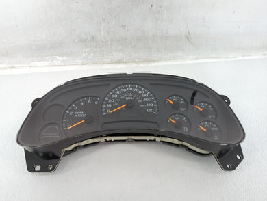 2003-2005 Chevrolet Suburban 1500 Instrument Cluster Speedometer Gauges P/N:15135668 Fits 2003 2004 2005 OEM Used Auto Parts