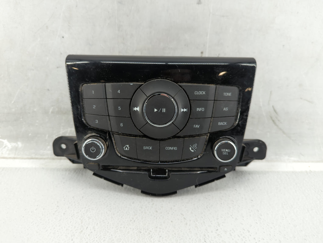 2013-2016 Chevrolet Cruze Radio AM FM Cd Player Receiver Replacement P/N:95166368 Fits 2013 2014 2015 2016 OEM Used Auto Parts