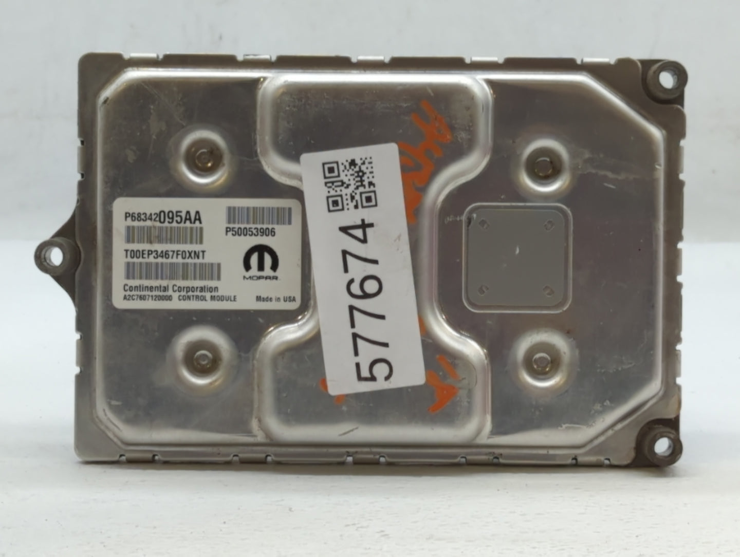2018 Jeep Compass PCM Engine Control Computer ECU ECM PCU OEM P/N:P6832095AA Fits OEM Used Auto Parts - Oemusedautoparts1.com