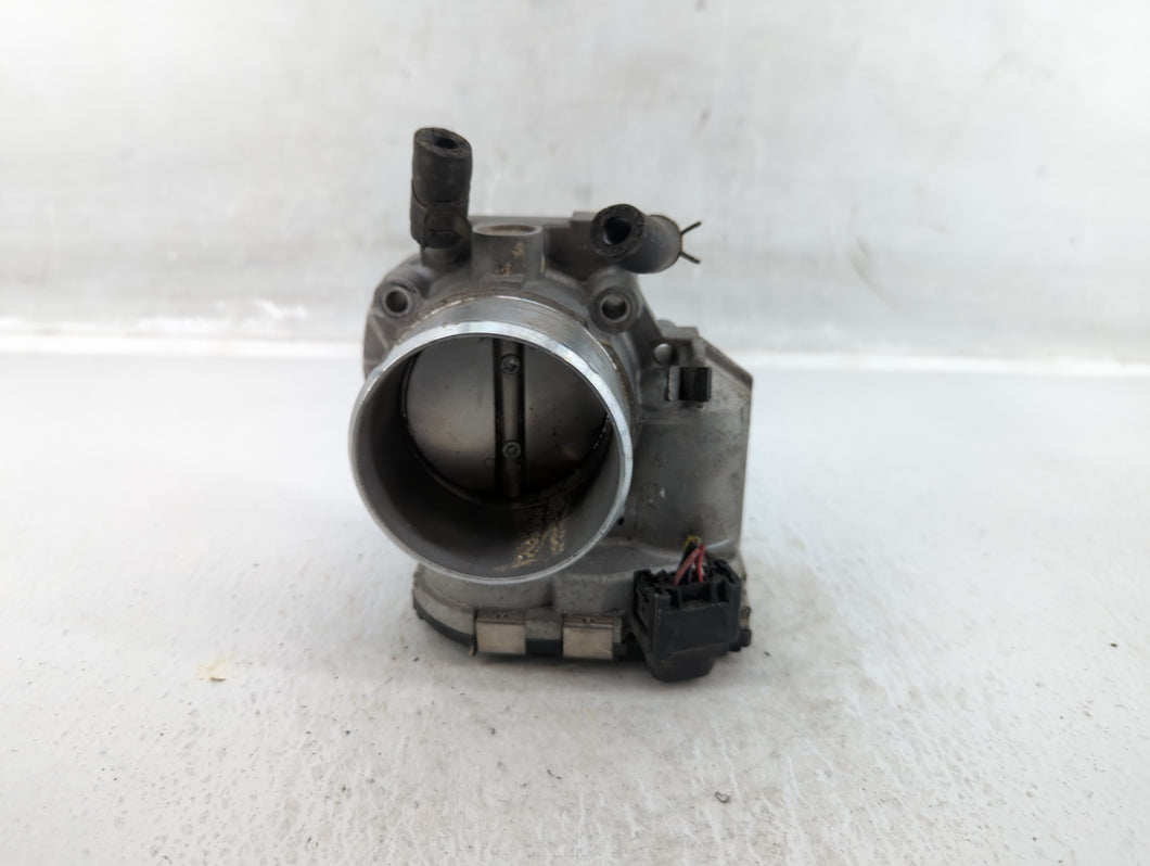 2011-2014 Hyundai Sonata Throttle Body P/N:35100-2G700 Fits 2011 2012 2013 2014 2015 2016 OEM Used Auto Parts